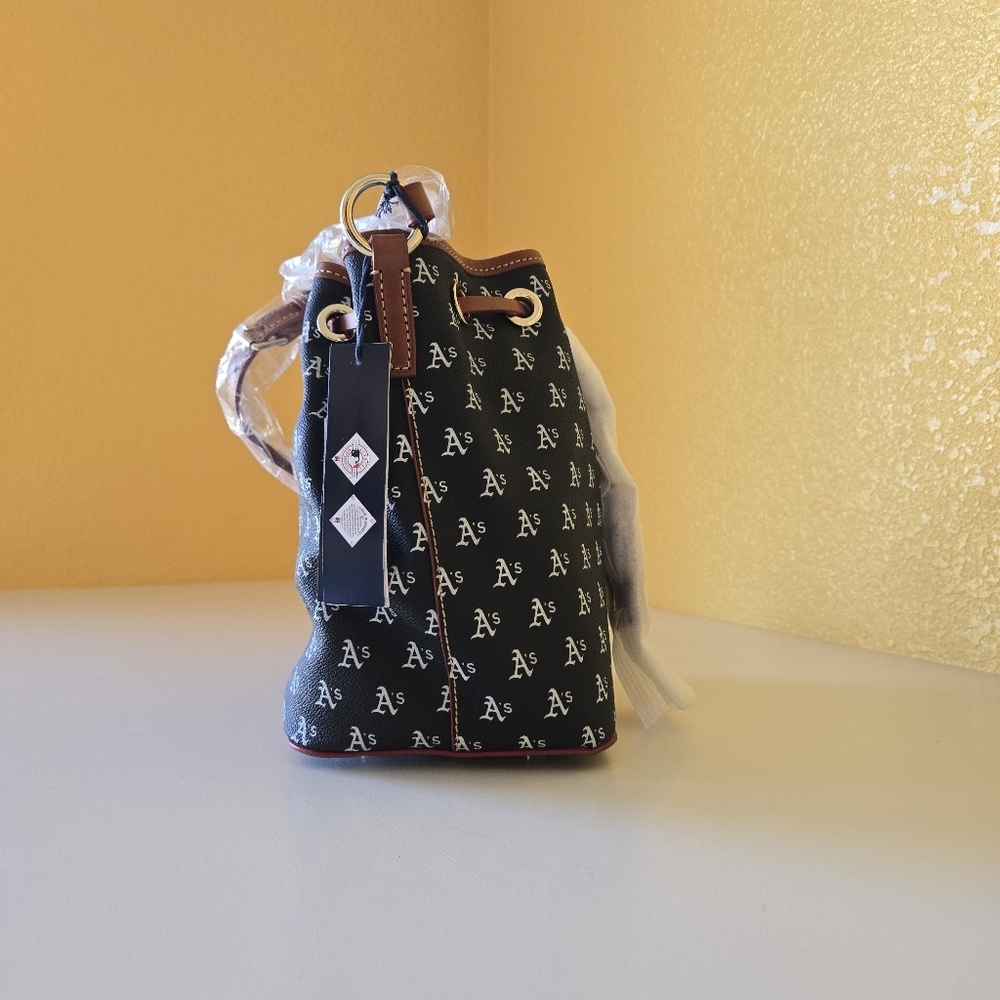 Dooney & Bourke MLB Oakland Athletics Drawstring Crossbody Shoulder Bag NWT $228 - Picture 3 of 13